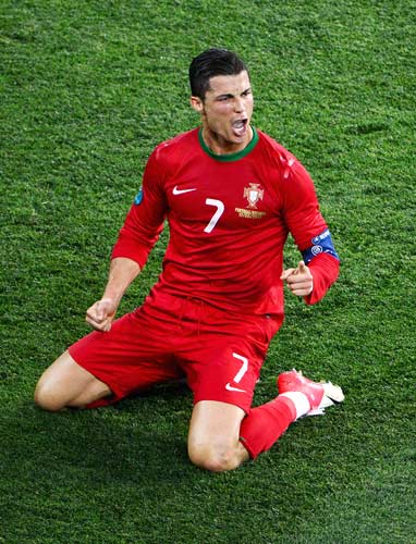 迪卡尼奥：尤文球员不是斯帕莱蒂挑的，他得研究哪些人能信任