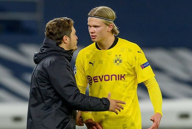 那个拥抱是整场最温暖的画面