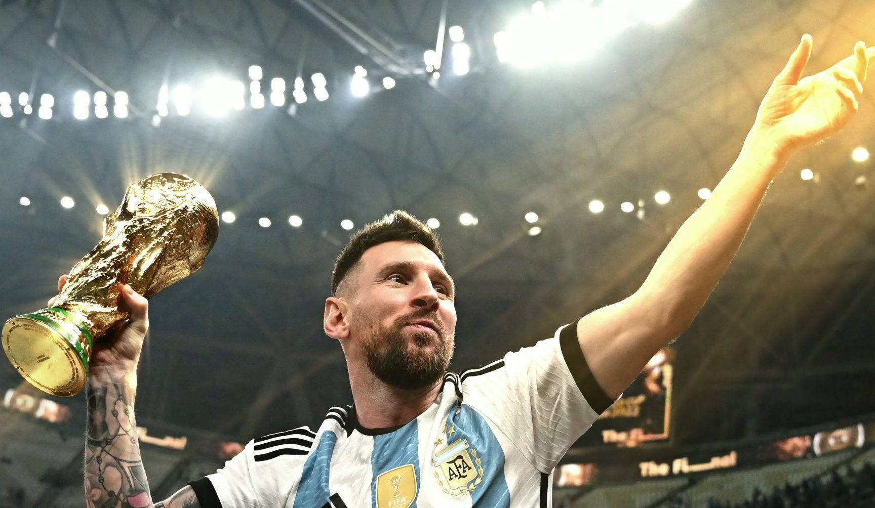 状态火热！布伦森半场13中8得到23分2篮板5助攻