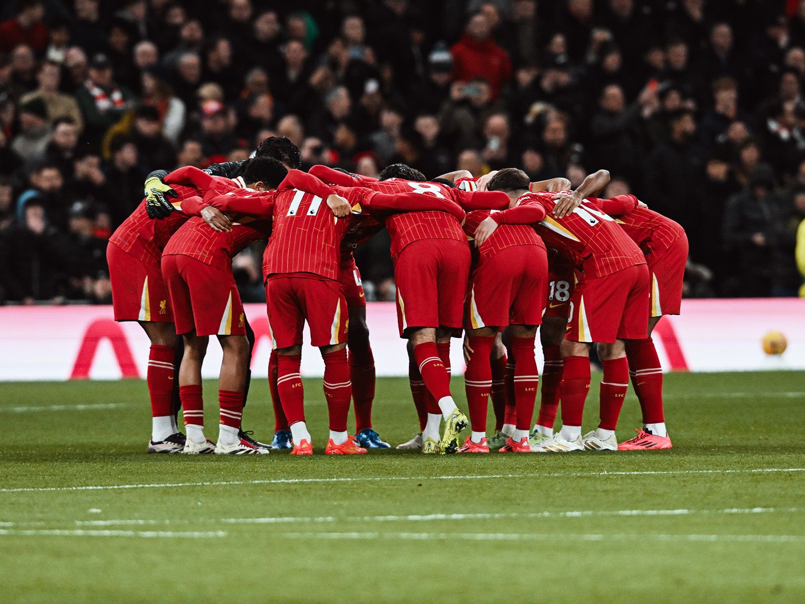 每体：拉什福德缺席了巴萨今天的训练，知情人表示他并无大碍（每体：拉什福德今日未参加巴萨训练，消息人士称无大碍）