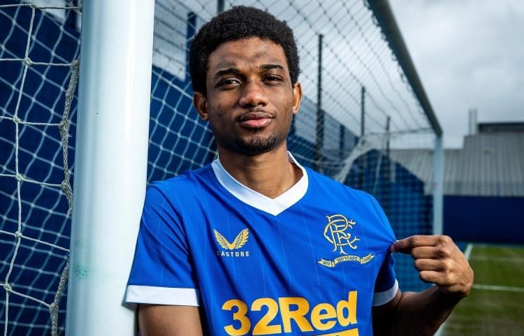 塔利斯卡：费内巴切11年没夺冠，本赛季我们要全力冲击冠军（塔利斯卡：费内巴切已11年无冠，本赛季我们将全力争冠）