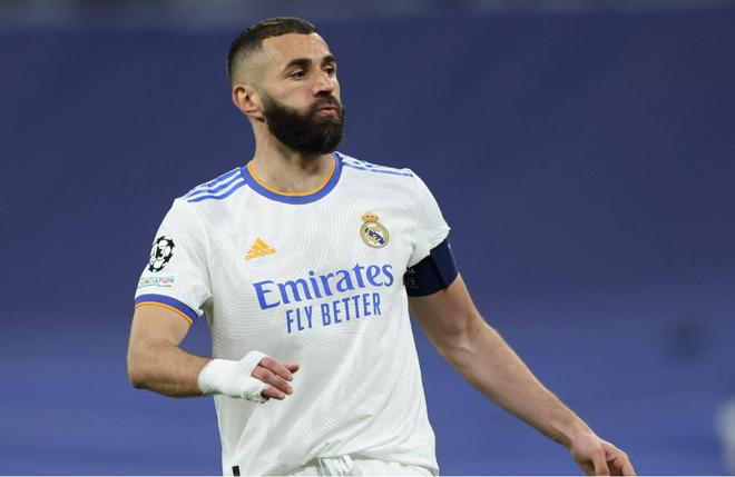 国脚关键进球助球队晋级淘汰赛