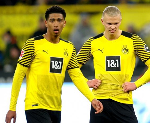 半场战报：三镇0-2山东，泽卡建功，刘洋破门