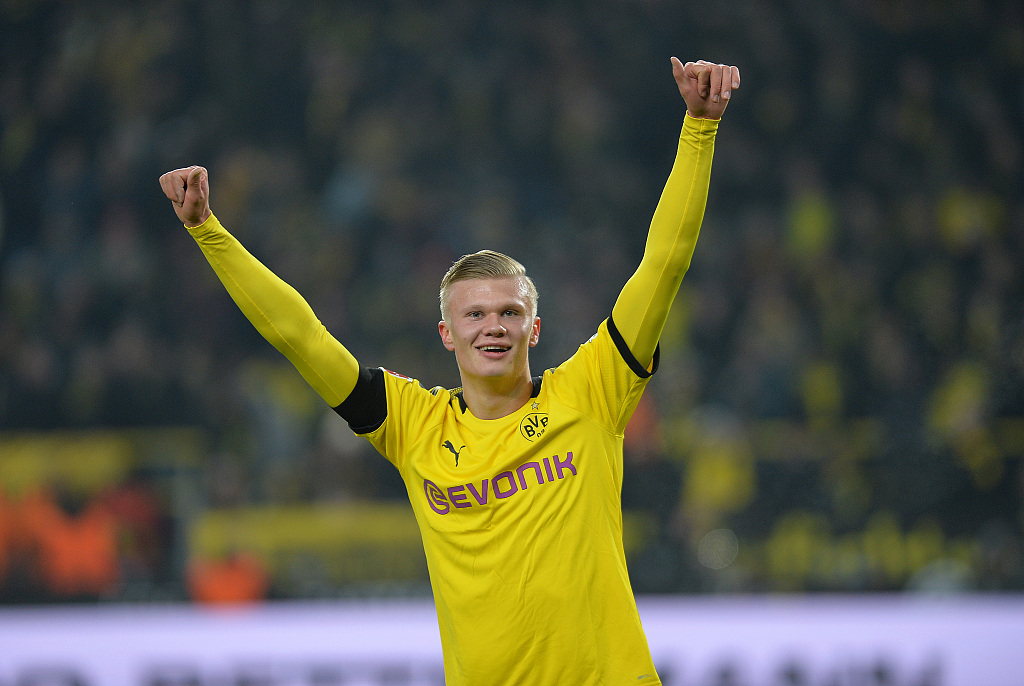 19岁22天，莱比锡边锋迪奥曼德成为德甲历史第二年轻戴帽球员