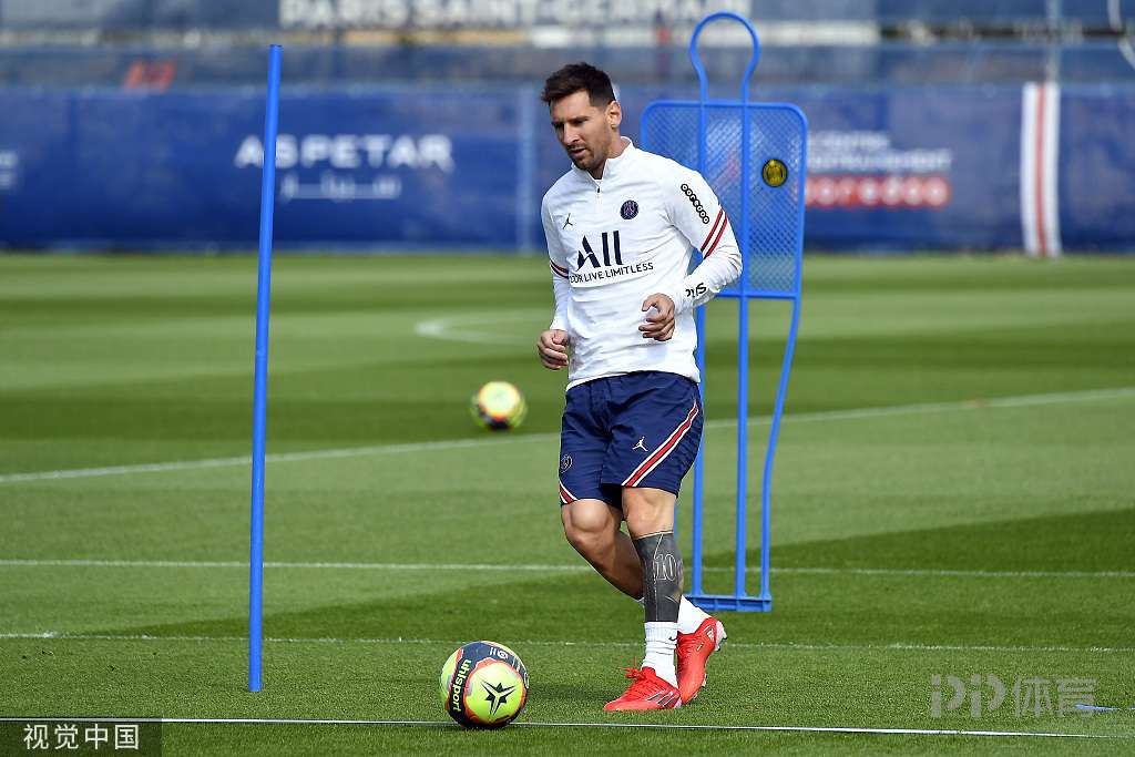 意媒：罗马有意萨尔茨堡红牛的多格莱斯，但目前转会预算有限